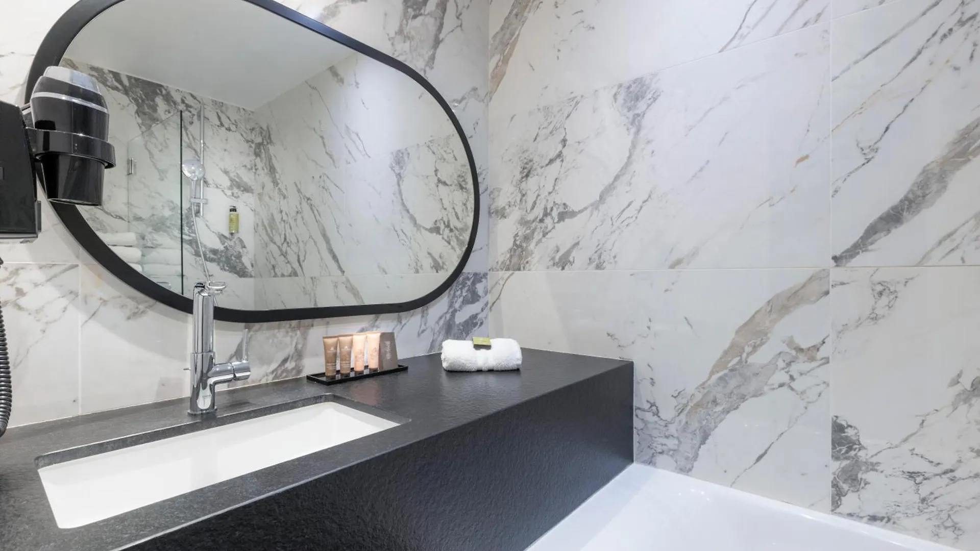 Du Bois Champs-elysees 3* Paris