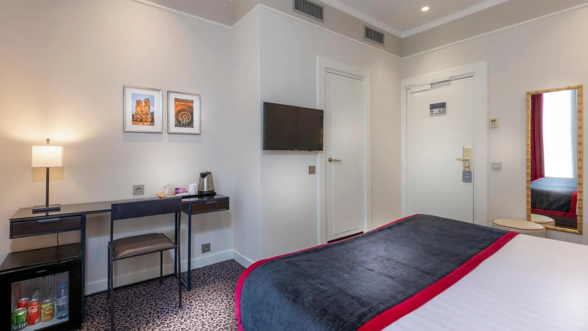 Du Bois Champs-elysees Hotel