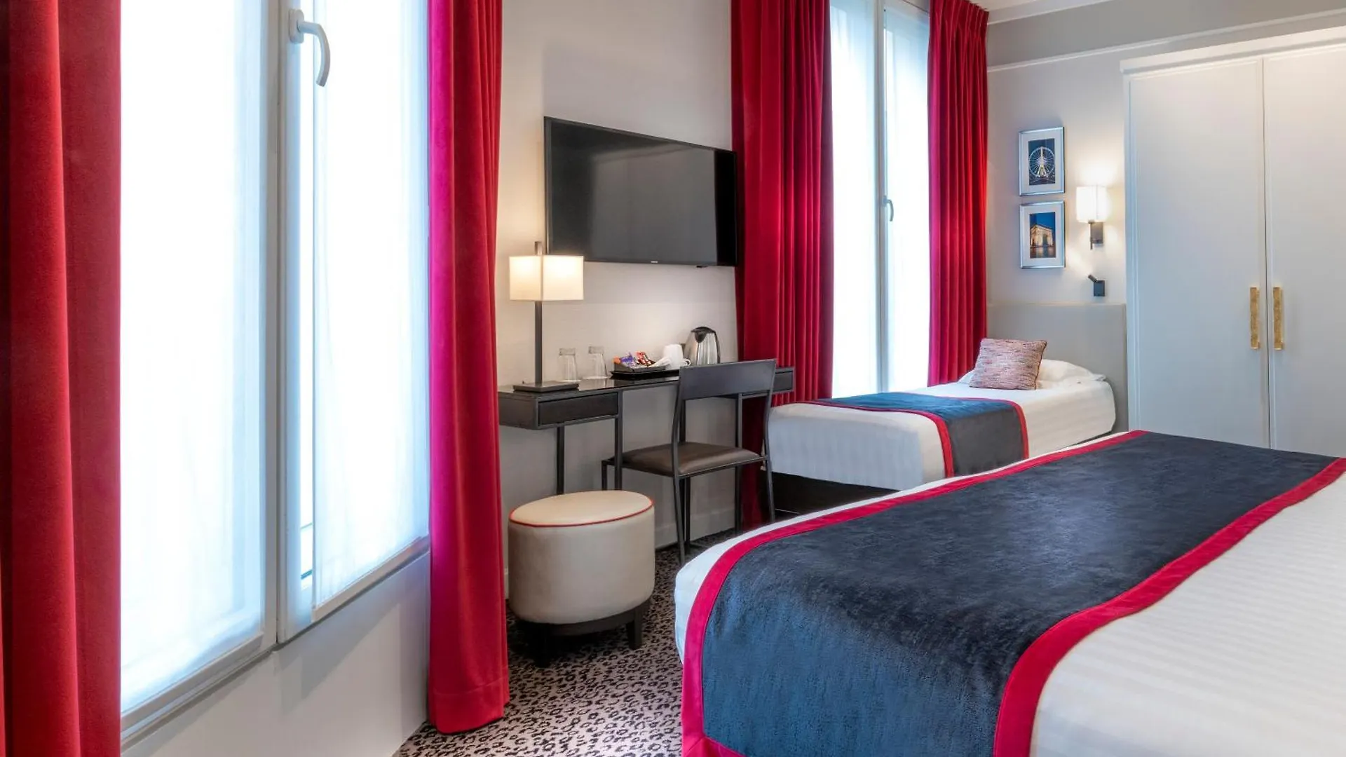 Du Bois Champs-elysees 3* Paříž