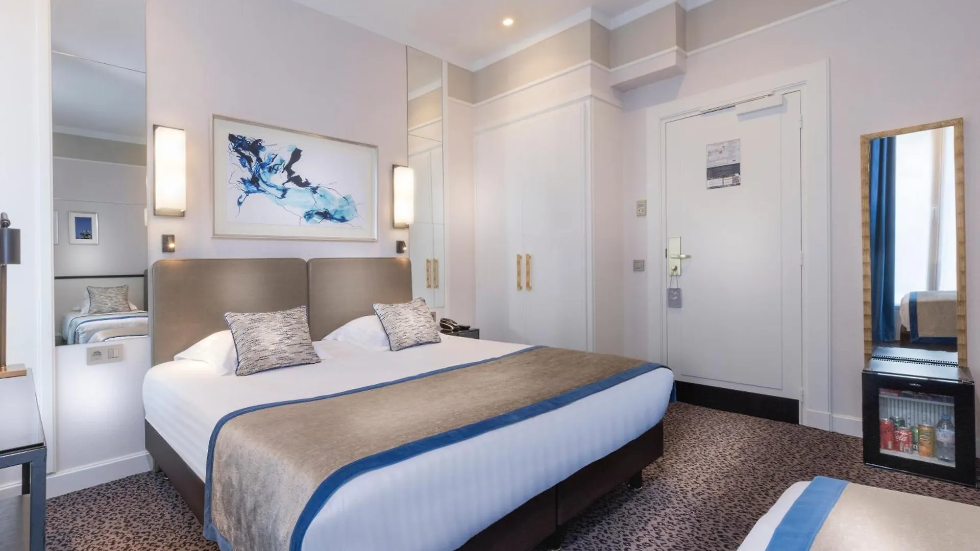 Hotel Du Bois Champs-elysees Paris